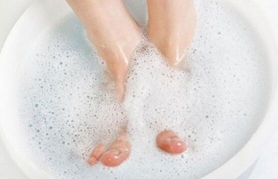 pediluvio per infezioni fungine